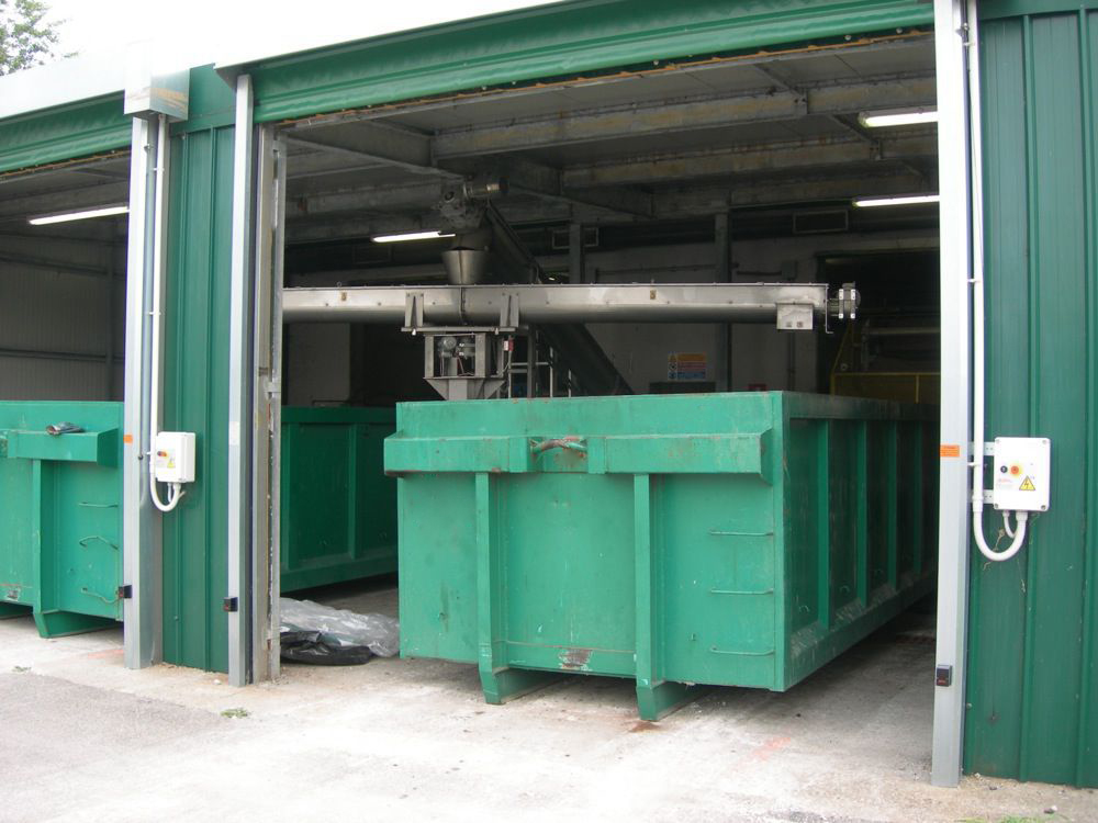 ��������ݔ�͙C