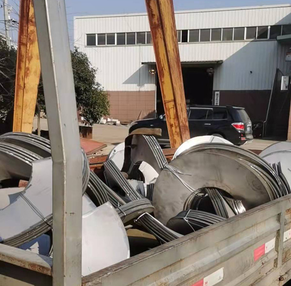 700&times;41.5&times;12������S�������~Ƭ�b܇�ꮅ��(zh��n)��l(f��)؛